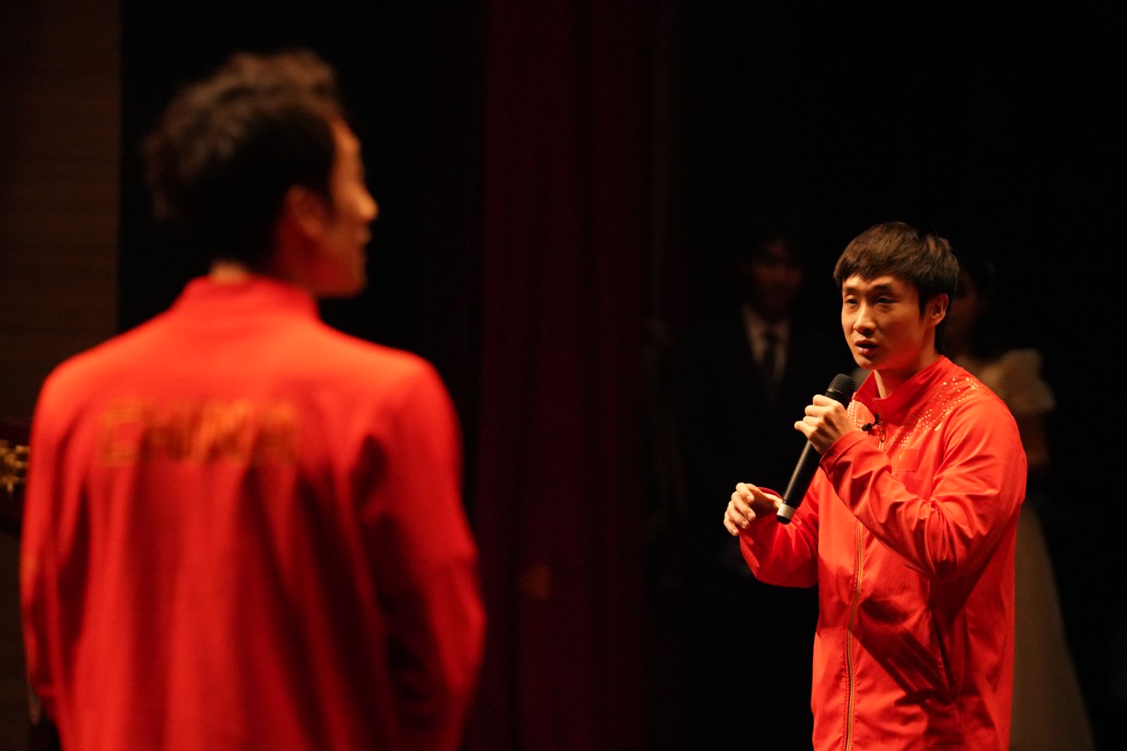 曹缘、练俊杰在冠军体育课揭示“梦之队