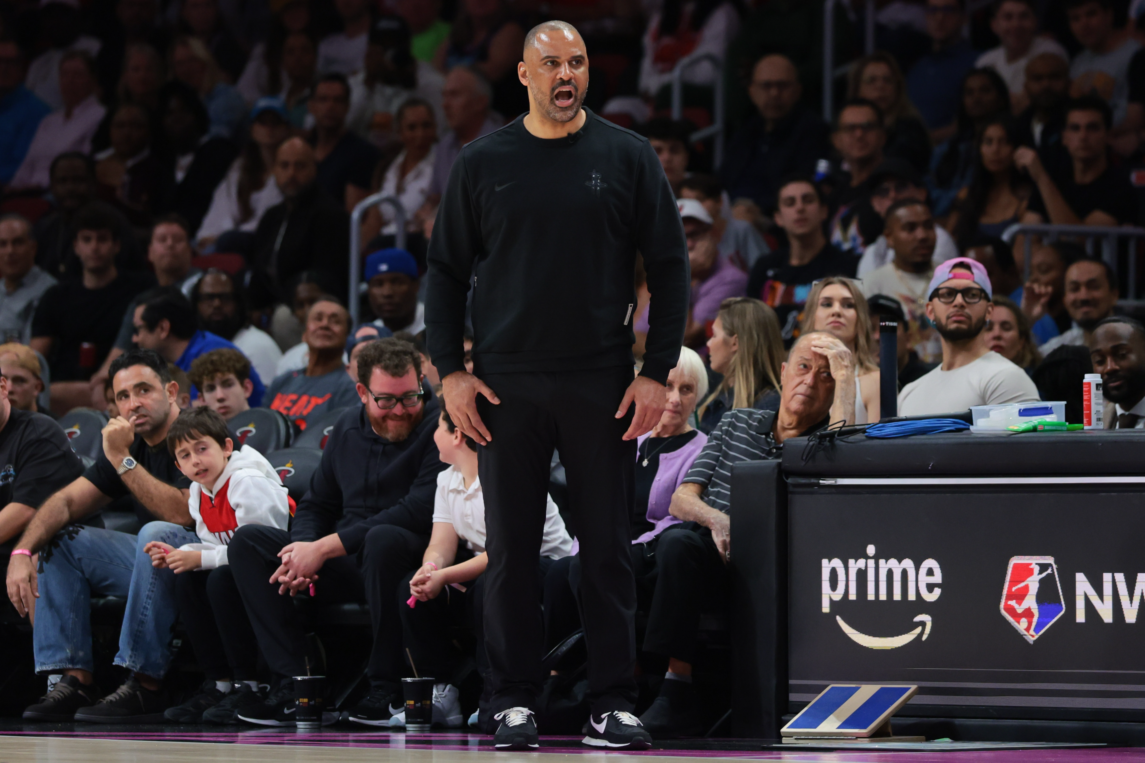 火箭遗憾未能完成22分逆转 乌度卡赛后怒斥球员