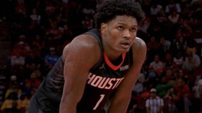 火箭力克76人锁定季后赛席位 西部格局再起波澜