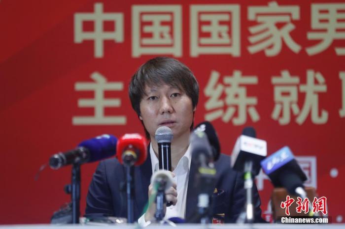 铁帅李铁在最短时间内锻造出一支钢铁般的国家